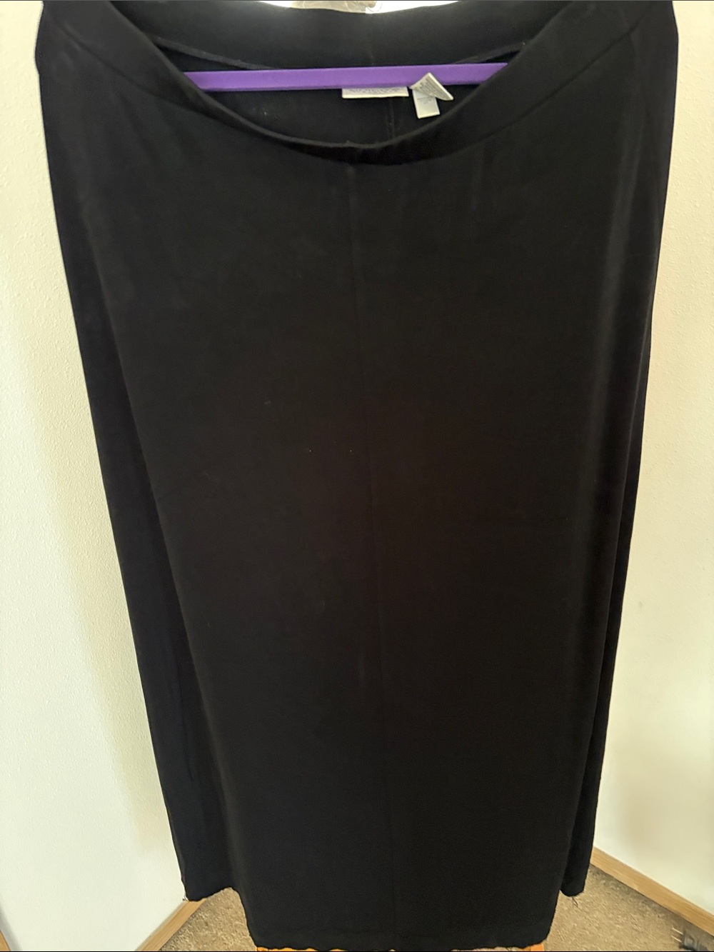 Chico’s Travelerz Black Women's Maxi Skirt size 2